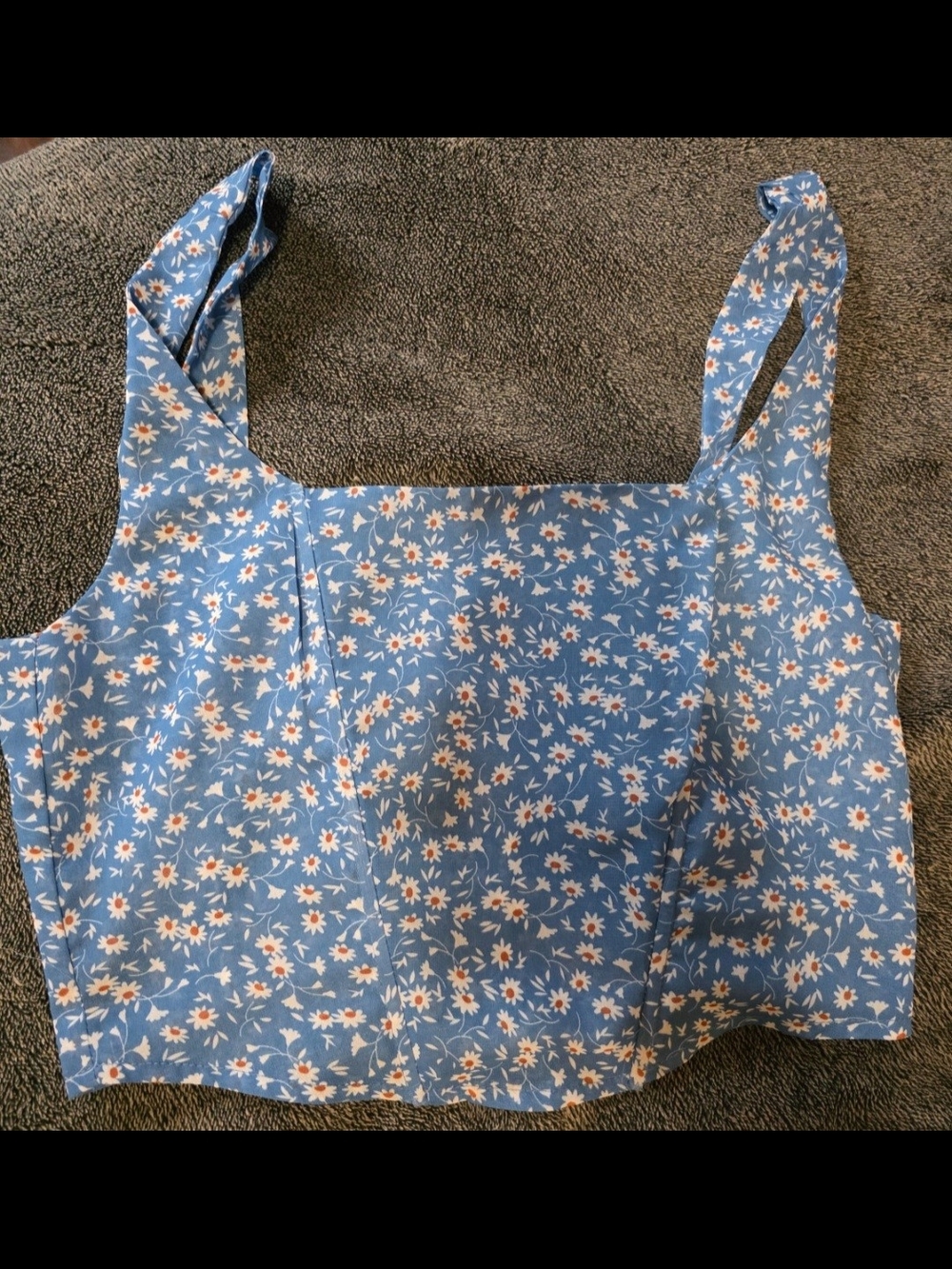 PrettyLittleThing Blue Floral Square-Neck Crop Tank
